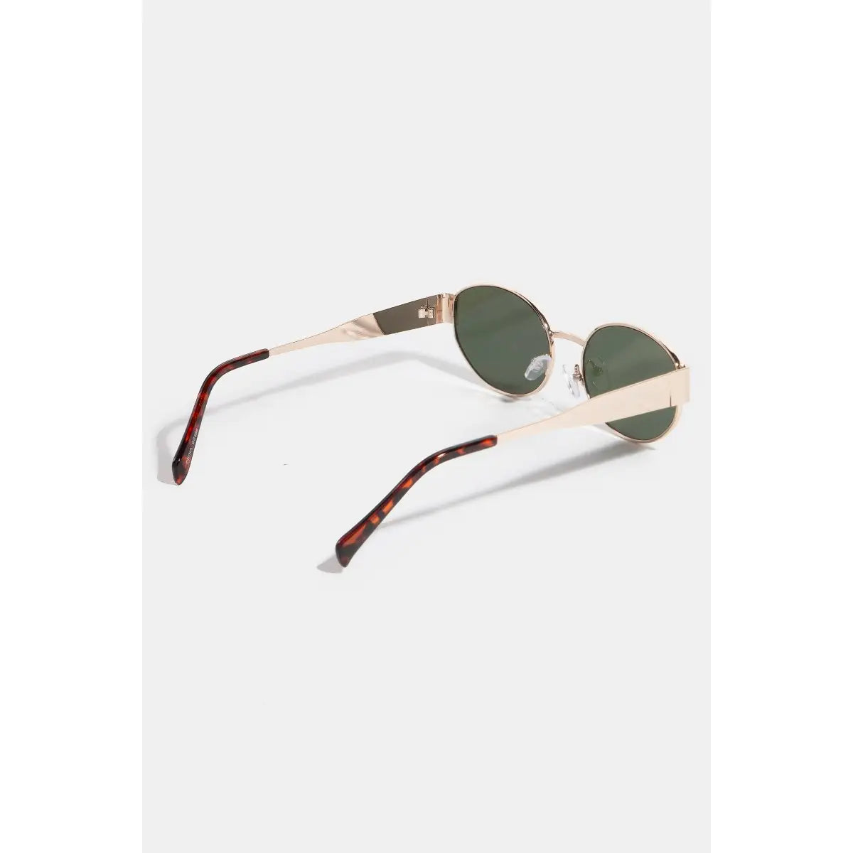 Metallic Frame Oval Sunglasses