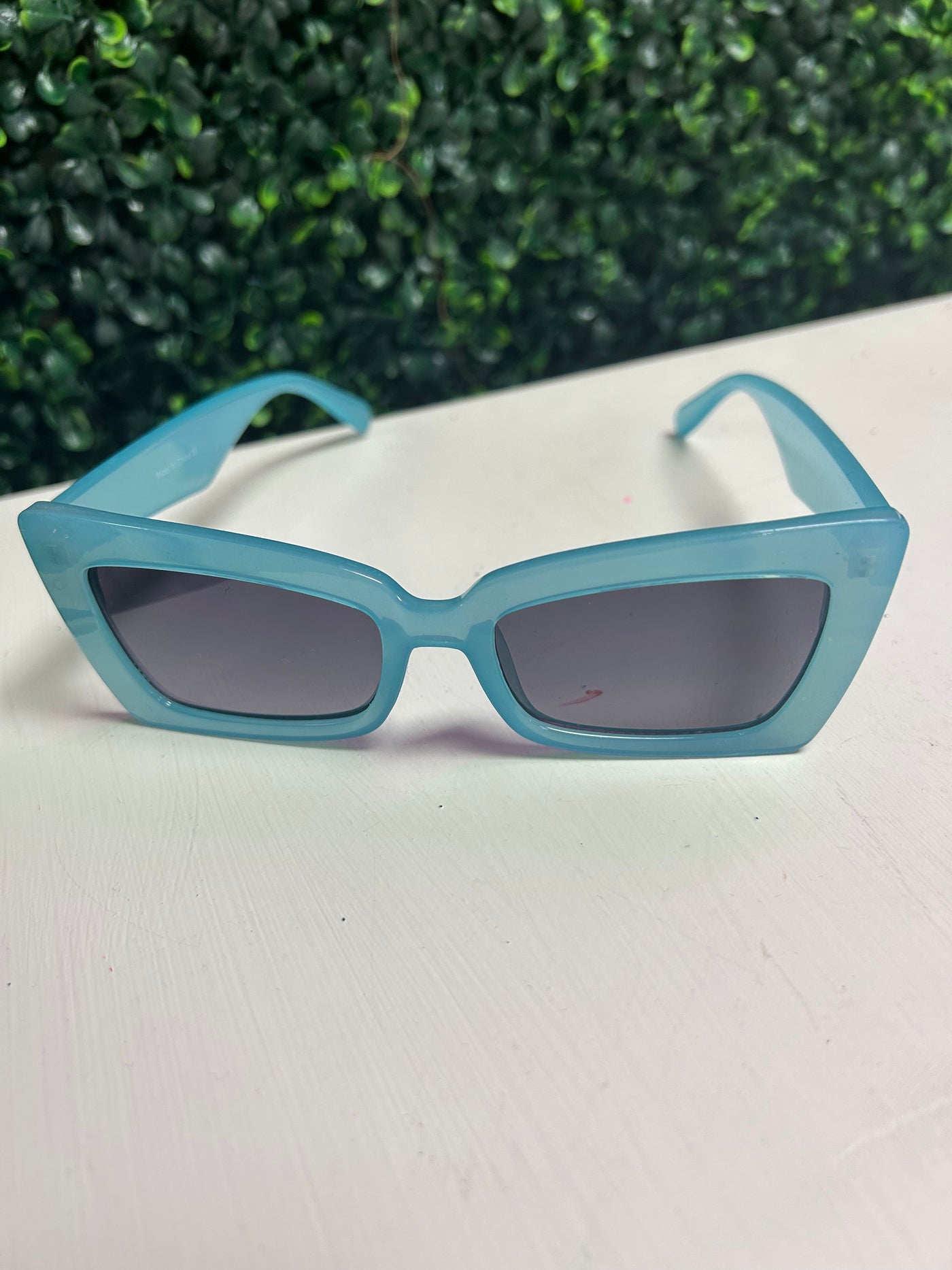 Retro Cat Eye Sunglasses