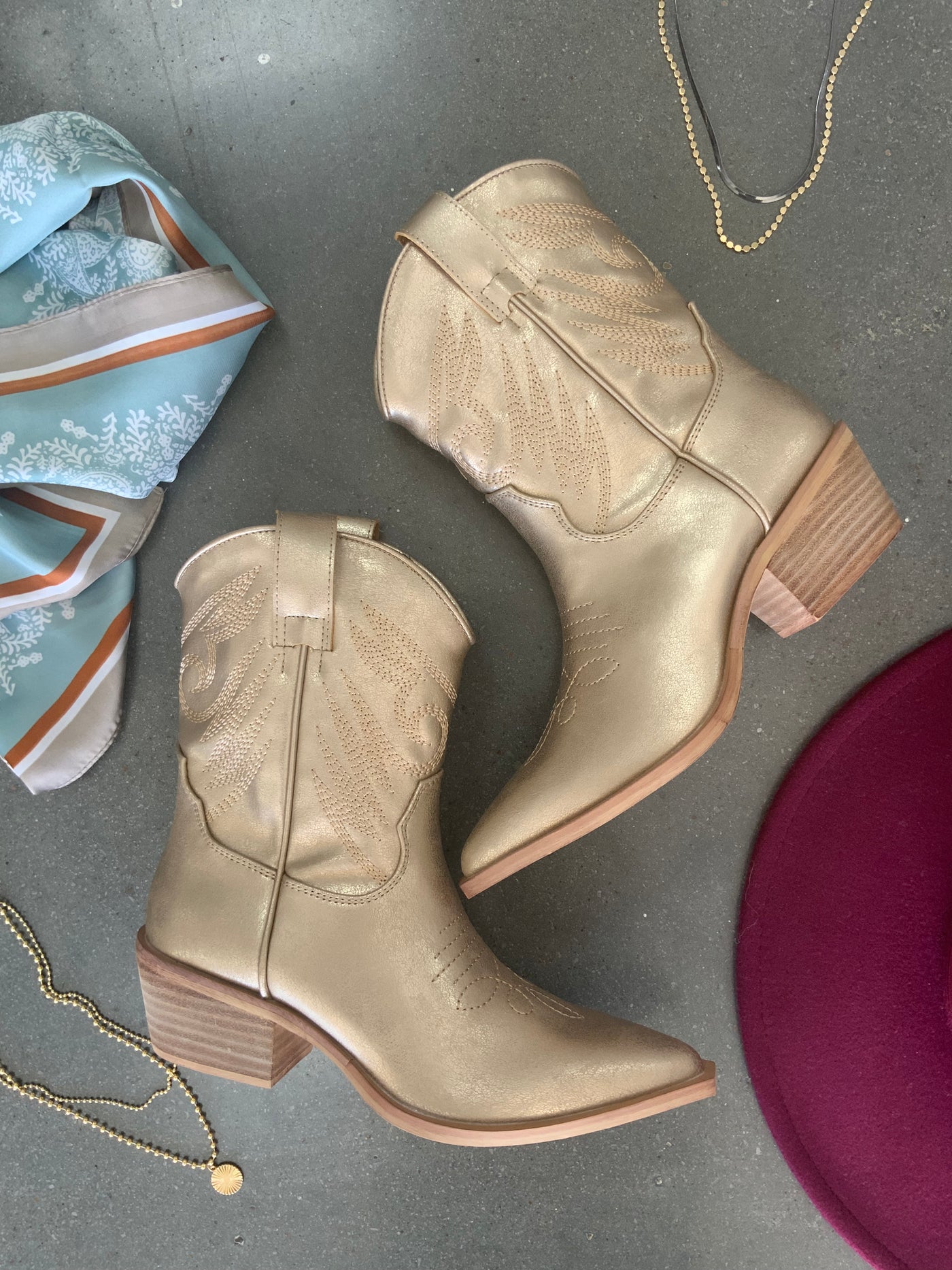 Goldie Midi Cowgirl Boots
