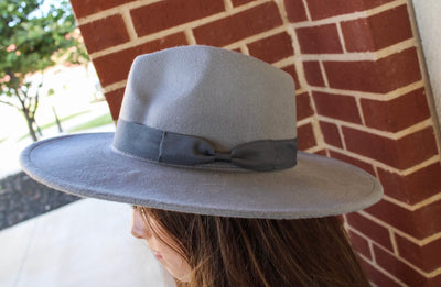 Gray Wide Brim Felt Hat with Ribbon